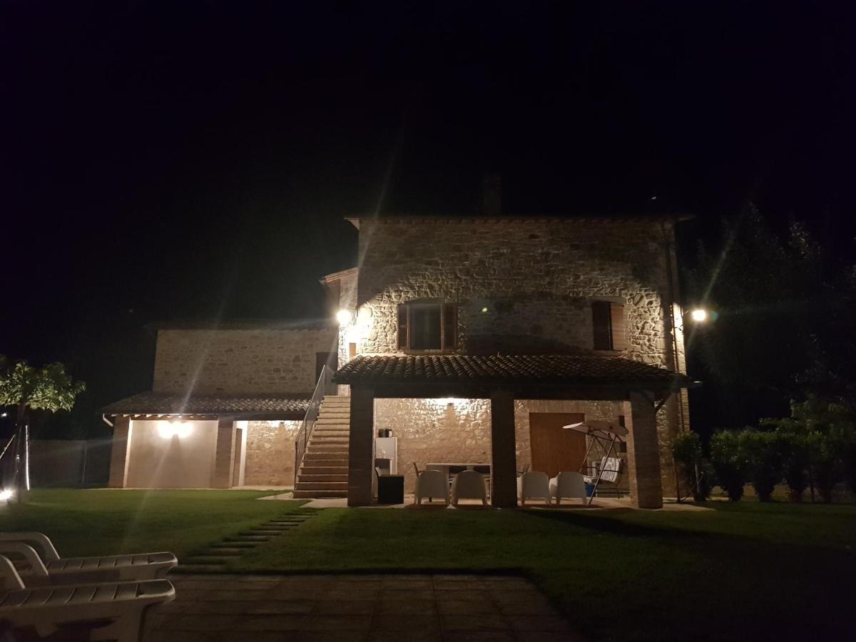 Agriturismo Villa Al Piano Todi Buitenkant foto
