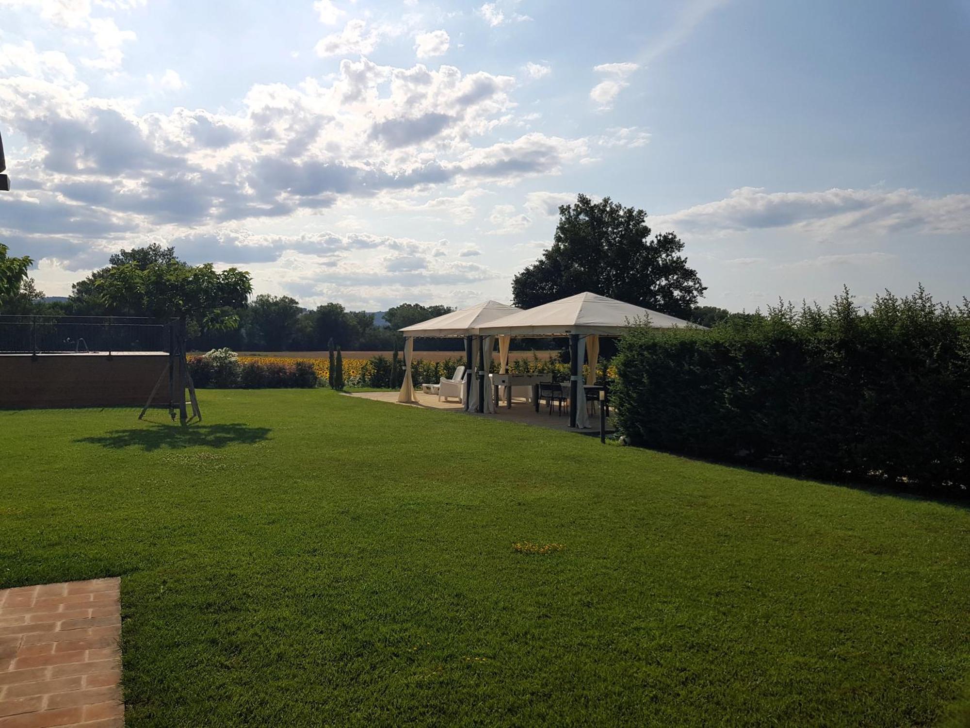 Agriturismo Villa Al Piano Todi Buitenkant foto